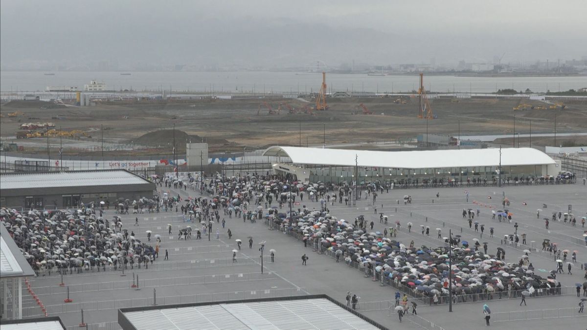 東ゲート前（7時50分ごろ）