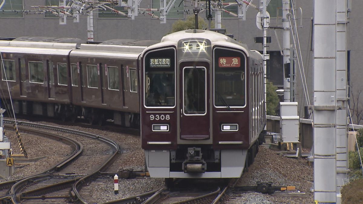 【速報】「男性が列車と接触しホーム上で倒れている」阪急京都線と千里線が運転再開　駅で特急と接触　頭部出血し重体　阪急・高槻市駅（午前11時）