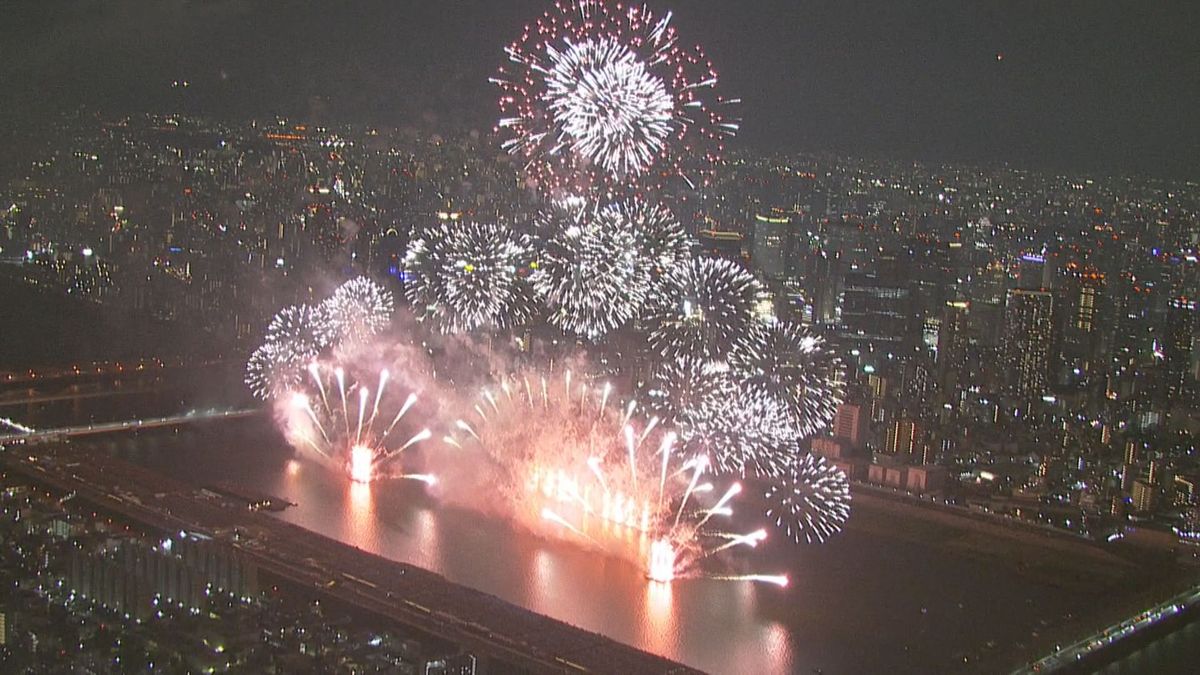 【速報】なにわ淀川花火大会スタート！ 大迫力の花火を約1時間楽しめる　真夏の大阪の風物詩