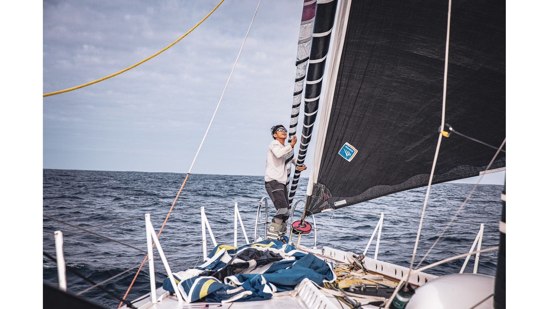 過酷】“海のエベレスト”極限の世界一周ヨットレース 日本人男性が挑む